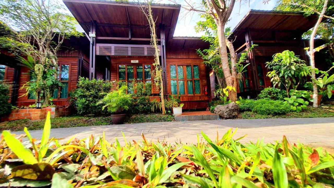 Areeya Phubeach Resort Wooden House Ban Chong Phli Luaran gambar