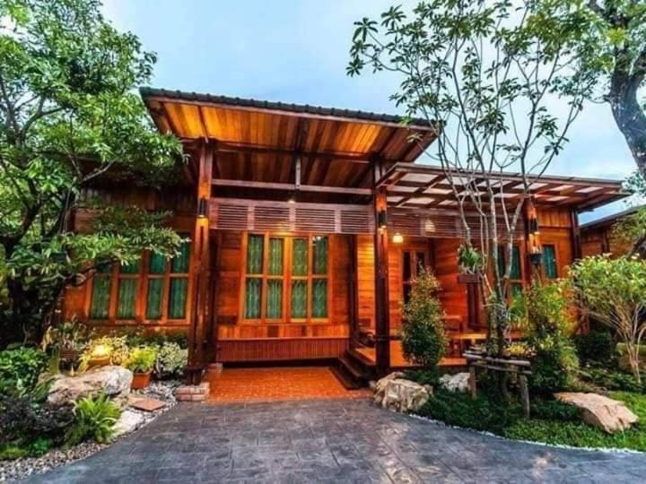 Areeya Phubeach Resort Wooden House Ban Chong Phli Luaran gambar