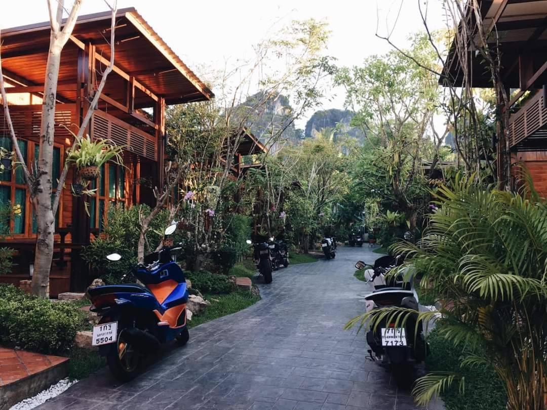 Areeya Phubeach Resort Wooden House Ban Chong Phli Luaran gambar